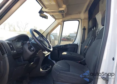 2014 Ram Promaster 2500 High Roof из США, поврежденный, VIN 3C6TRVCD1EE130096